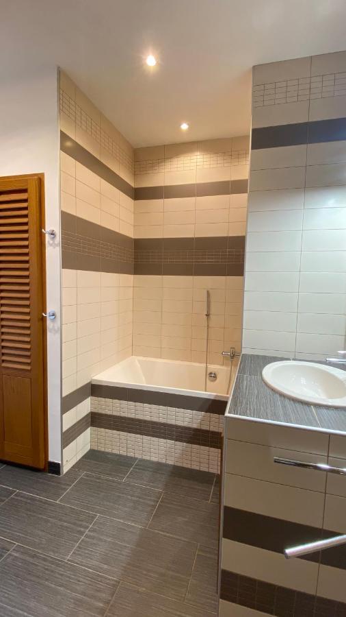 T3 De 140M2 Pour 7 Pers- Extra Centre Ajaccio - A 5 Min A Pied Des Plages - Classe 5 Etoiles - Casa Di Artisti Exterior foto